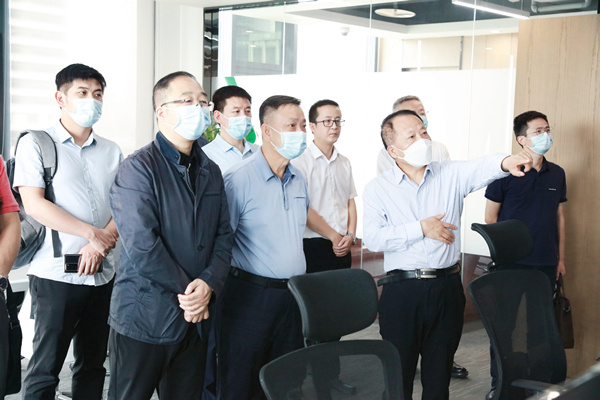 海南省政协副主席、民进海南省委会主委史贻云到秦创原亚星yaxin集团立异中心调研